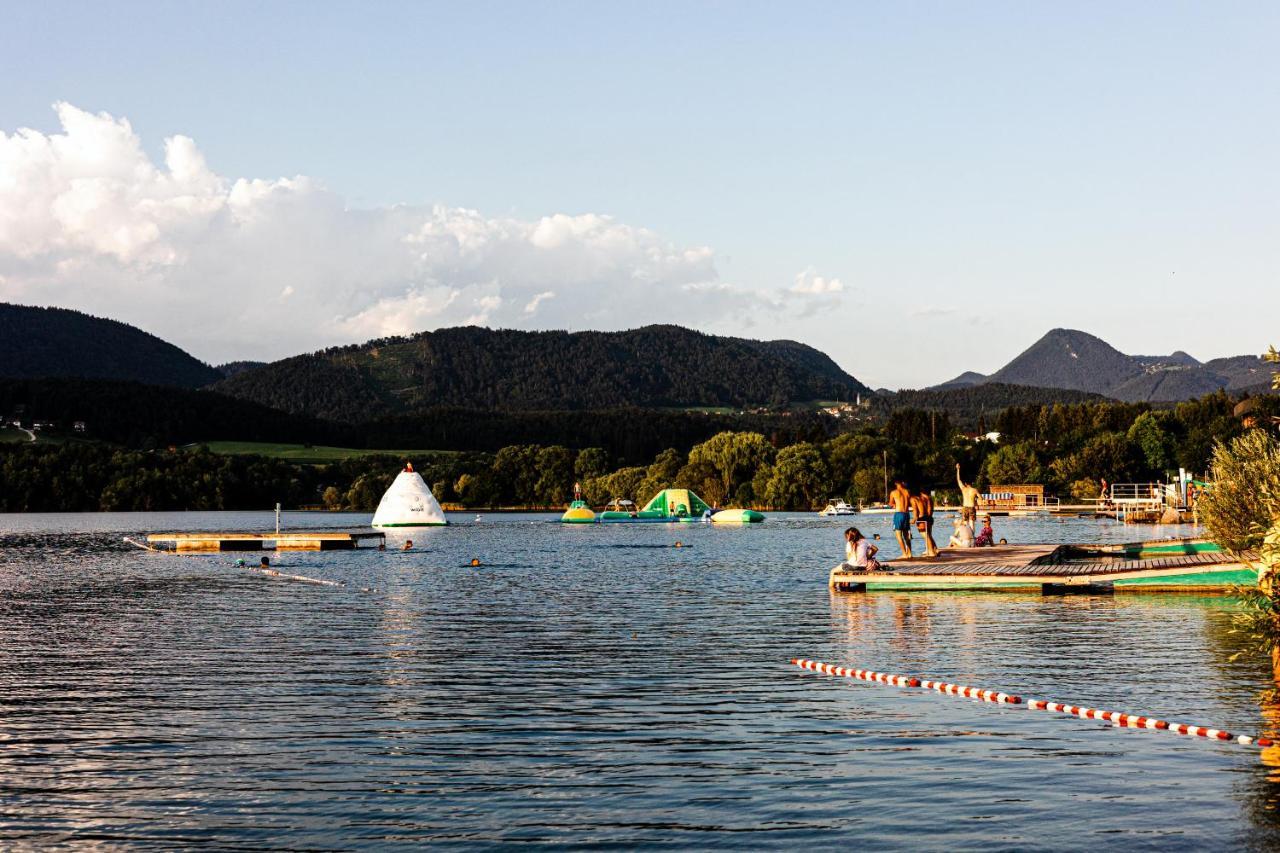 Camp Velenje Hotel Buitenkant foto