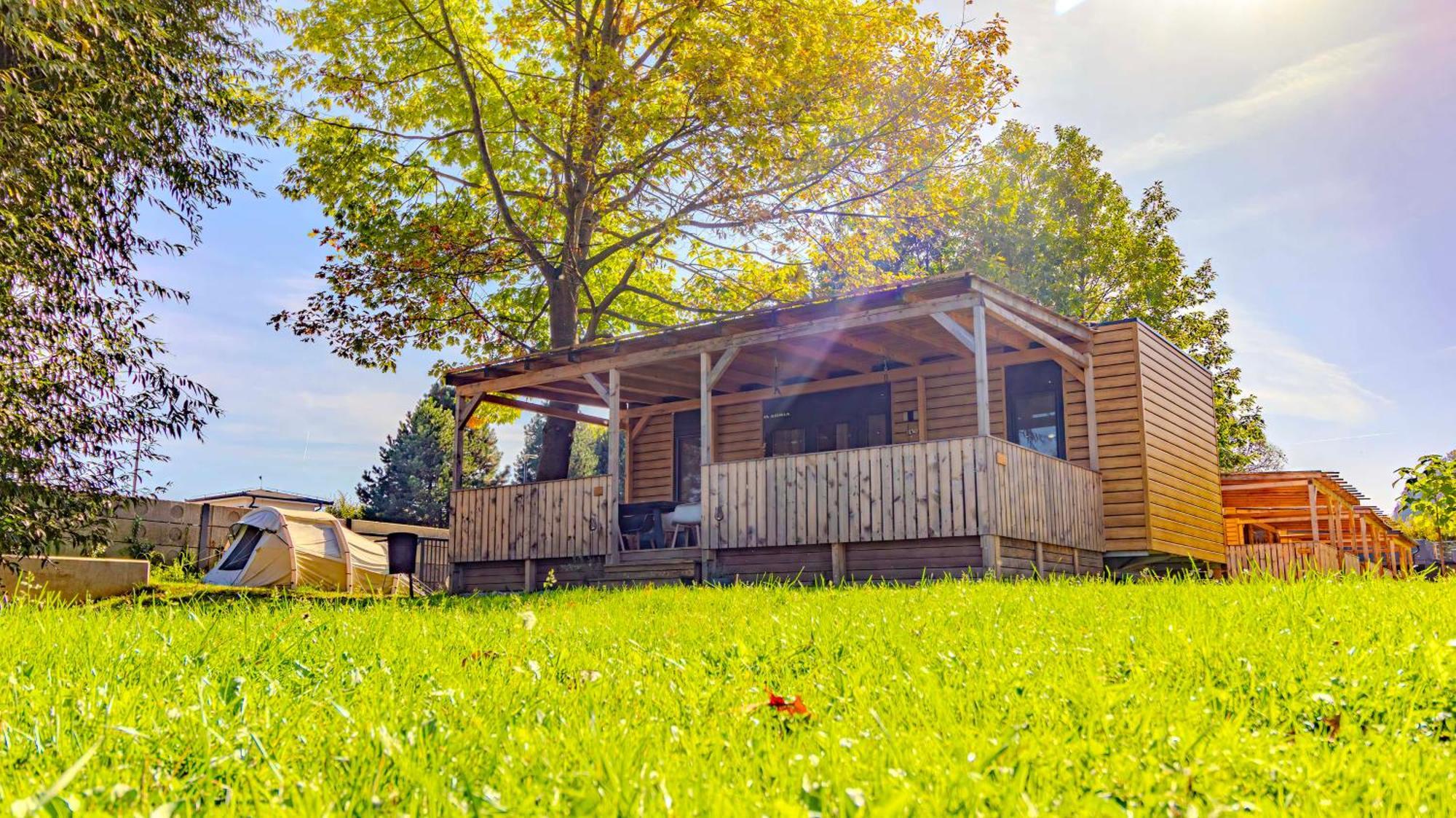 Camp Velenje Hotel Buitenkant foto