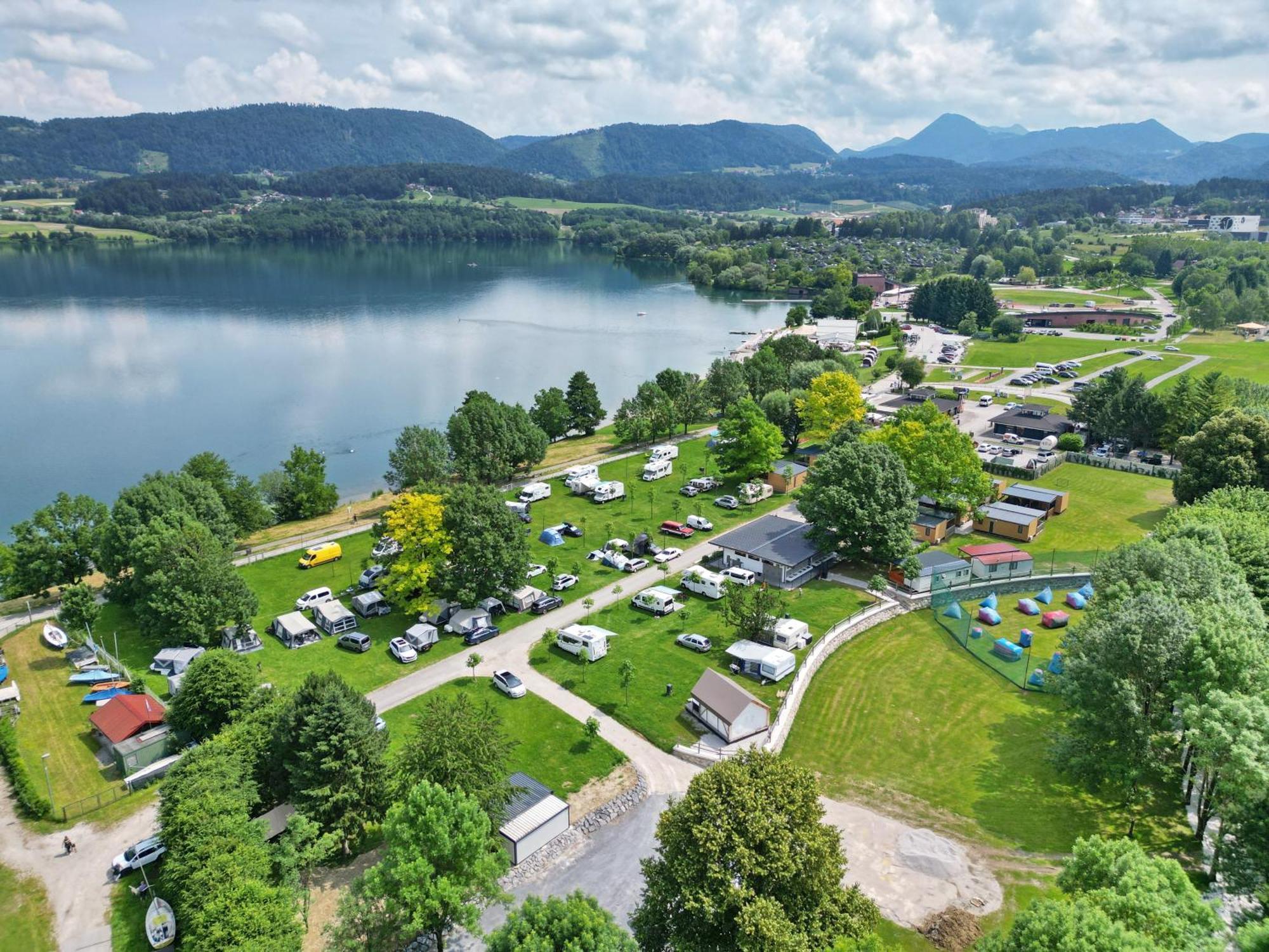 Camp Velenje Hotel Buitenkant foto